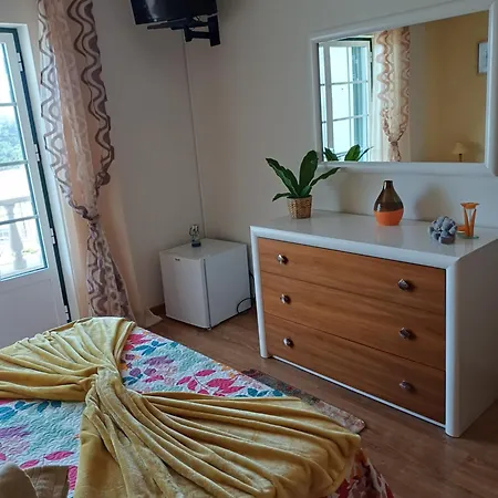 Πανσιόν Casa Liranta *